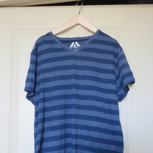 SOLD Men's Blue Striped T Shirt - Picture 1 of 1